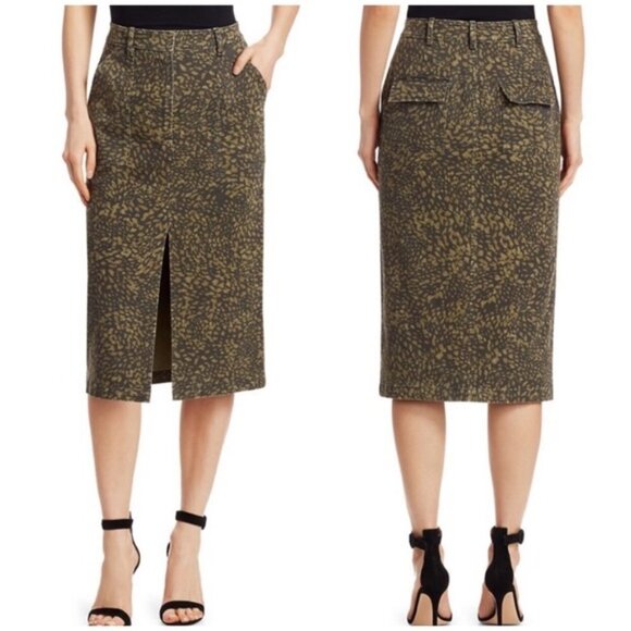 NWT Le Superbe Midi Denim camo cargo skirt Size 4 - Picture 1 of 5